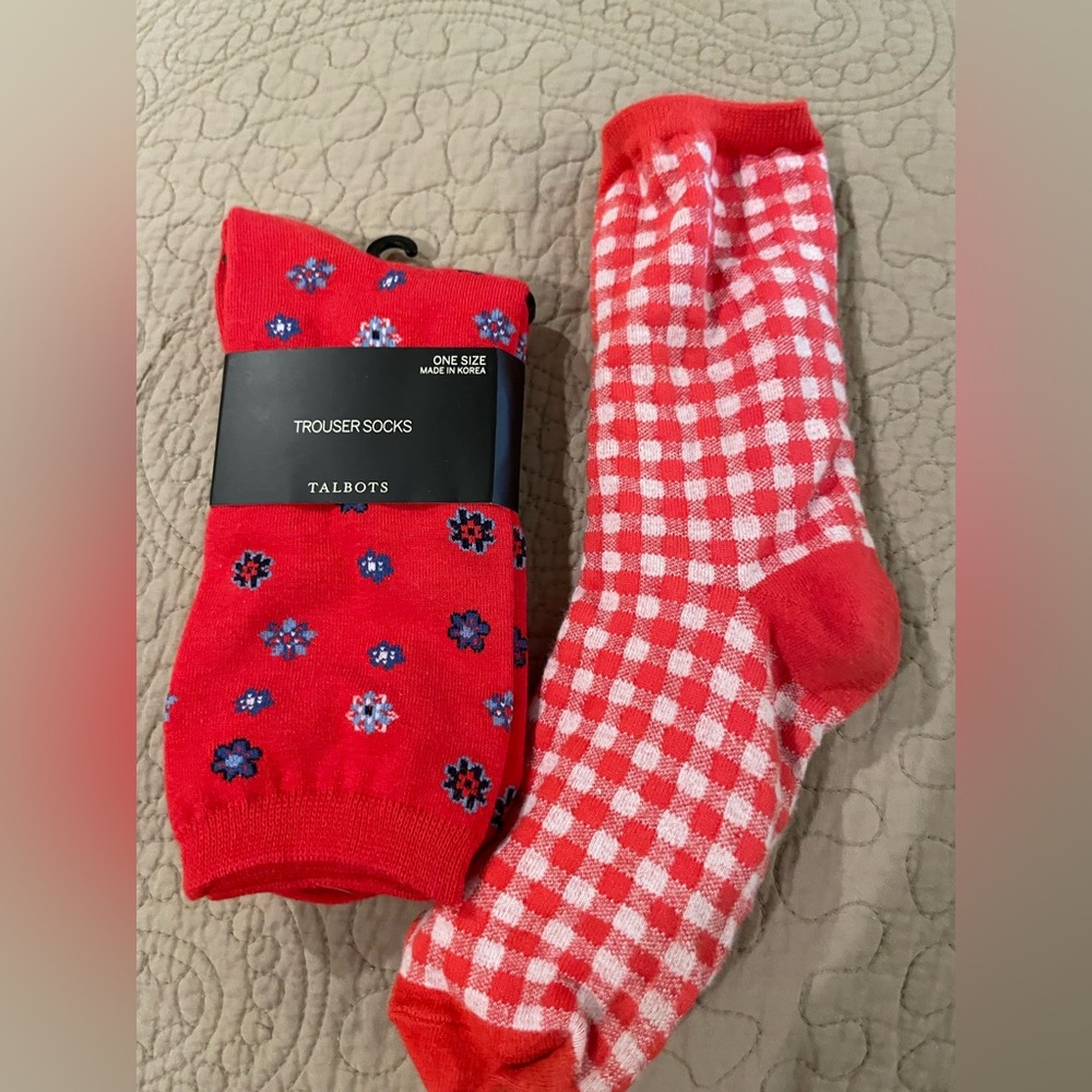 Two Pairs of Tablots Red Navy Blue Socks One NWT